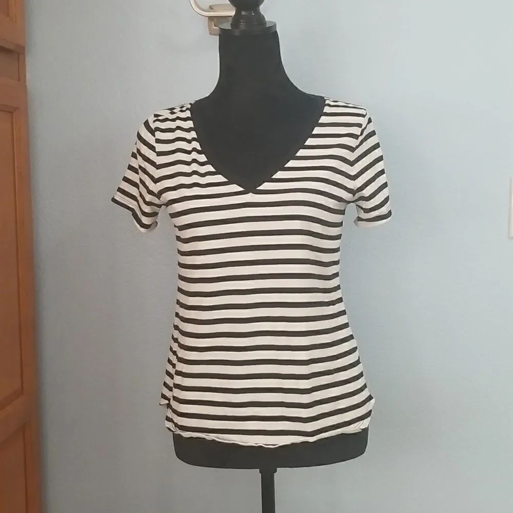 Old Navy striped top 